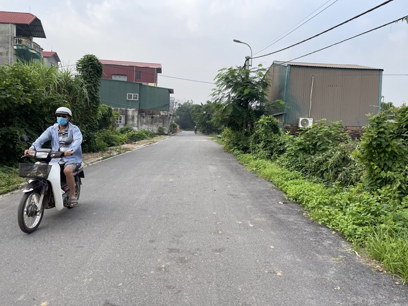 Cần bán 50m2 đất thôn Thuận Tốn, Bát Tràng. Đường 2,5m, cách 15m ra đường ô tô tránh đỗ 4