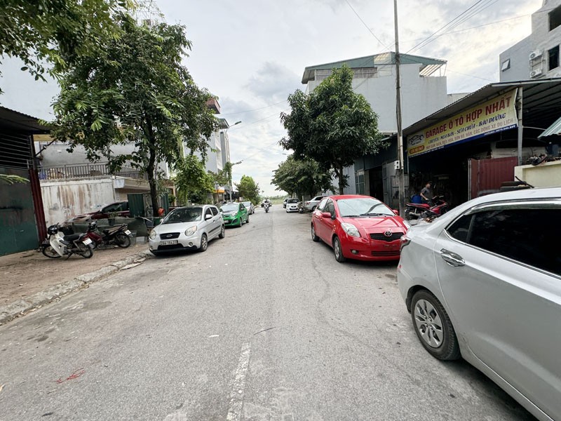 CHÍNH CHỦ Bán Đất 120m2 NỞ HẬU Trâu Quỳ - Khu Dân Cư Sầm Uất, Xây Nhà Ở Ngay, Pháp Lý Sạch