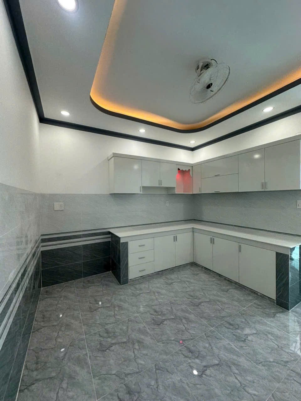 Nhà mới xây đã hoàn công xã Mỹ Lộc, Cần Giuộc dt 132m2 , gác lửng, 3pn , 2wc giá 2,38 tỷ 2