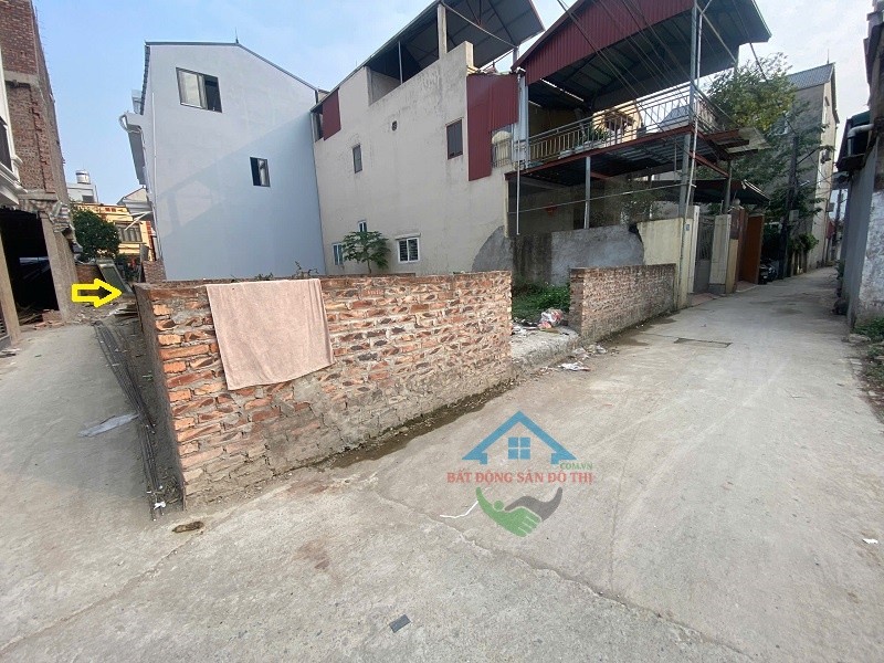 Bán đất Thôn Chợ Bình Minh Thanh Oai, 42m2 vuông vắn, ô tô đỗ gần, Khu đông dân cư 2