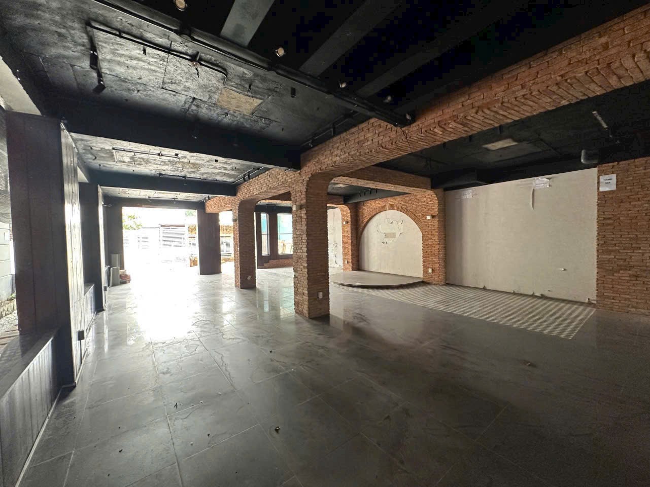 Cho thuê Nhà mặt tiền Phường Hiệp Bình Chánh, Thủ Đức, Diện tích 275m², Giá 030 Triệu/tháng