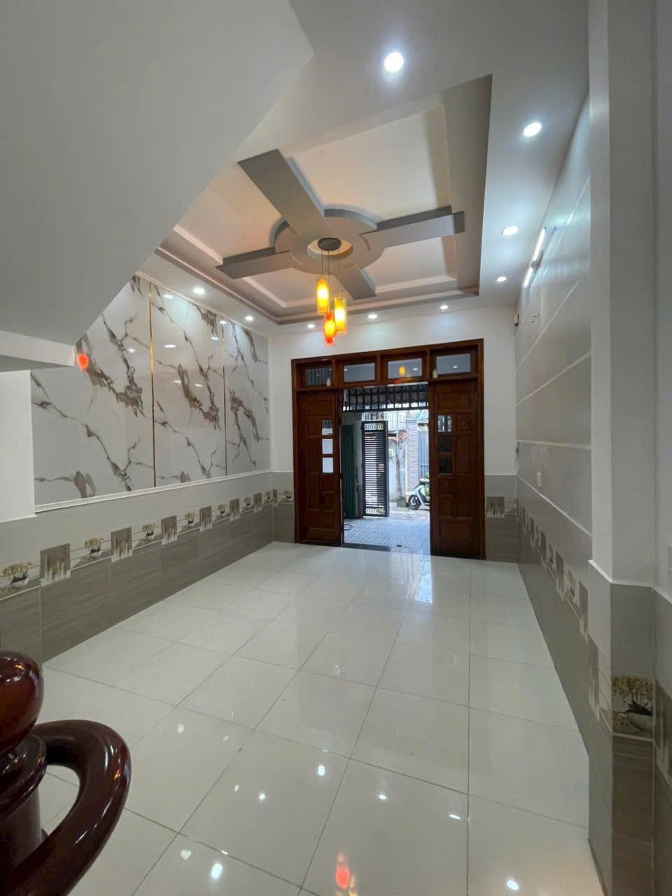 BÁn nhà to hẻm Liên Khu 5-6 dt 68m2 , 2 lầu , 4pn , 3wc giá 5,25 tỷ 2