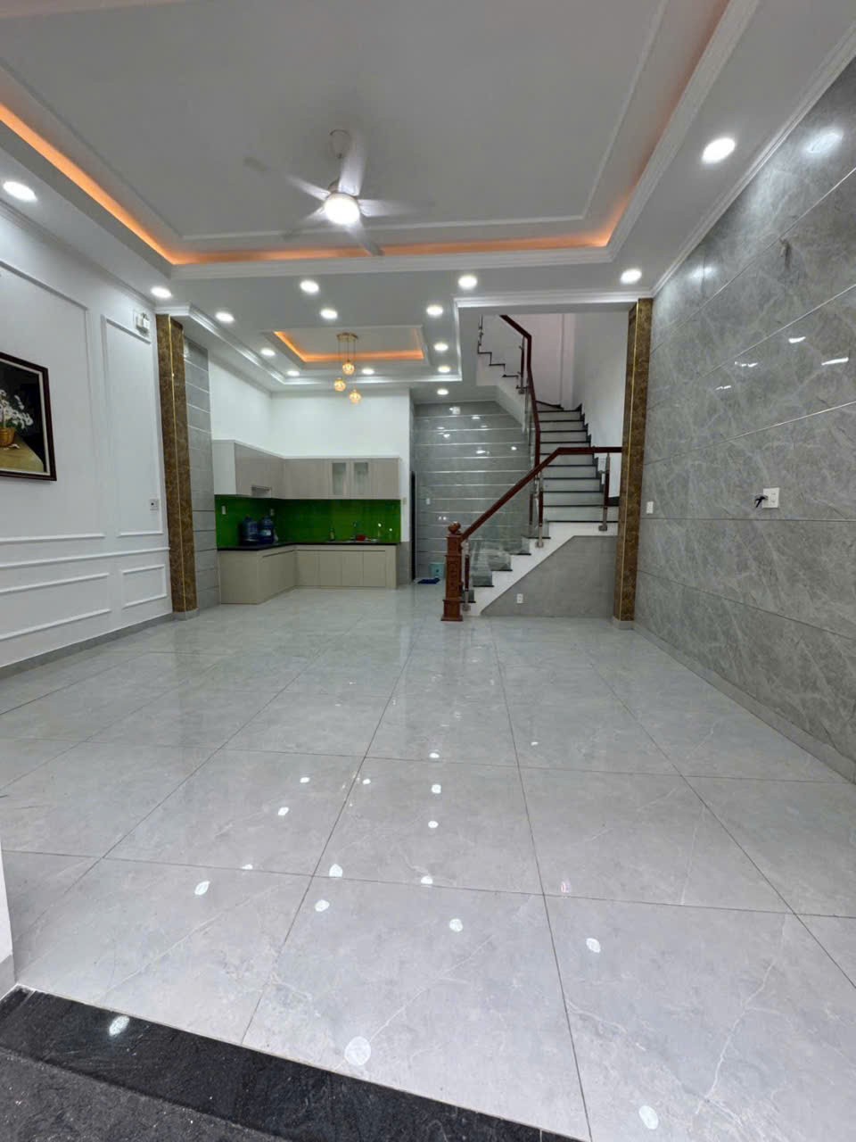 Bán nhà mới xây Liên Khu 4-5 dt 54m2 , 4 lầu , 4pn, 4wc giá 5,6 tỷ 3