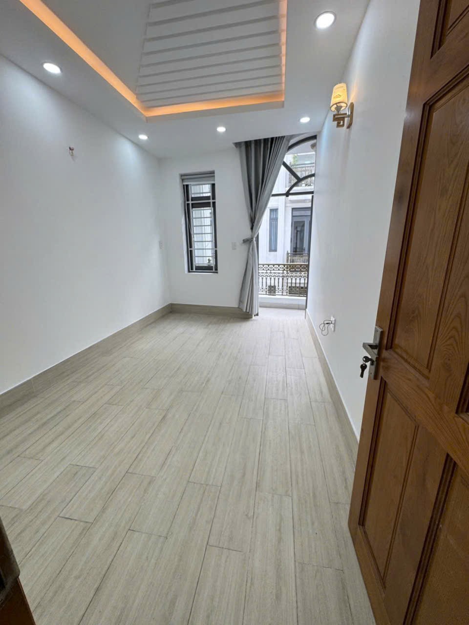 Bán nhà mới xây Liên Khu 4-5 dt 54m2 , 4 lầu , 4pn, 4wc giá 5,6 tỷ 4