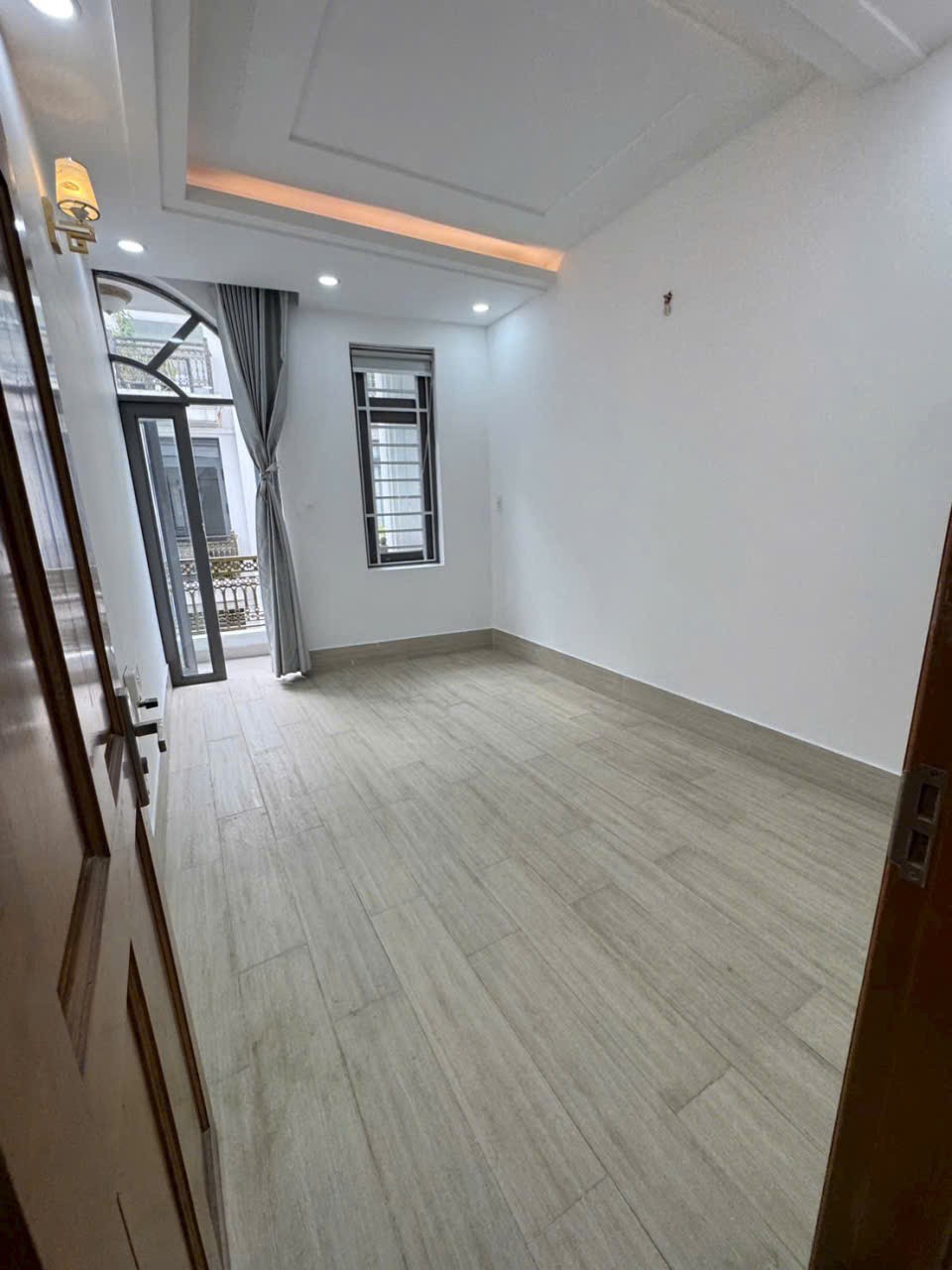 Bán nhà mới xây Liên Khu 4-5 dt 54m2 , 4 lầu , 4pn, 4wc giá 5,6 tỷ 6