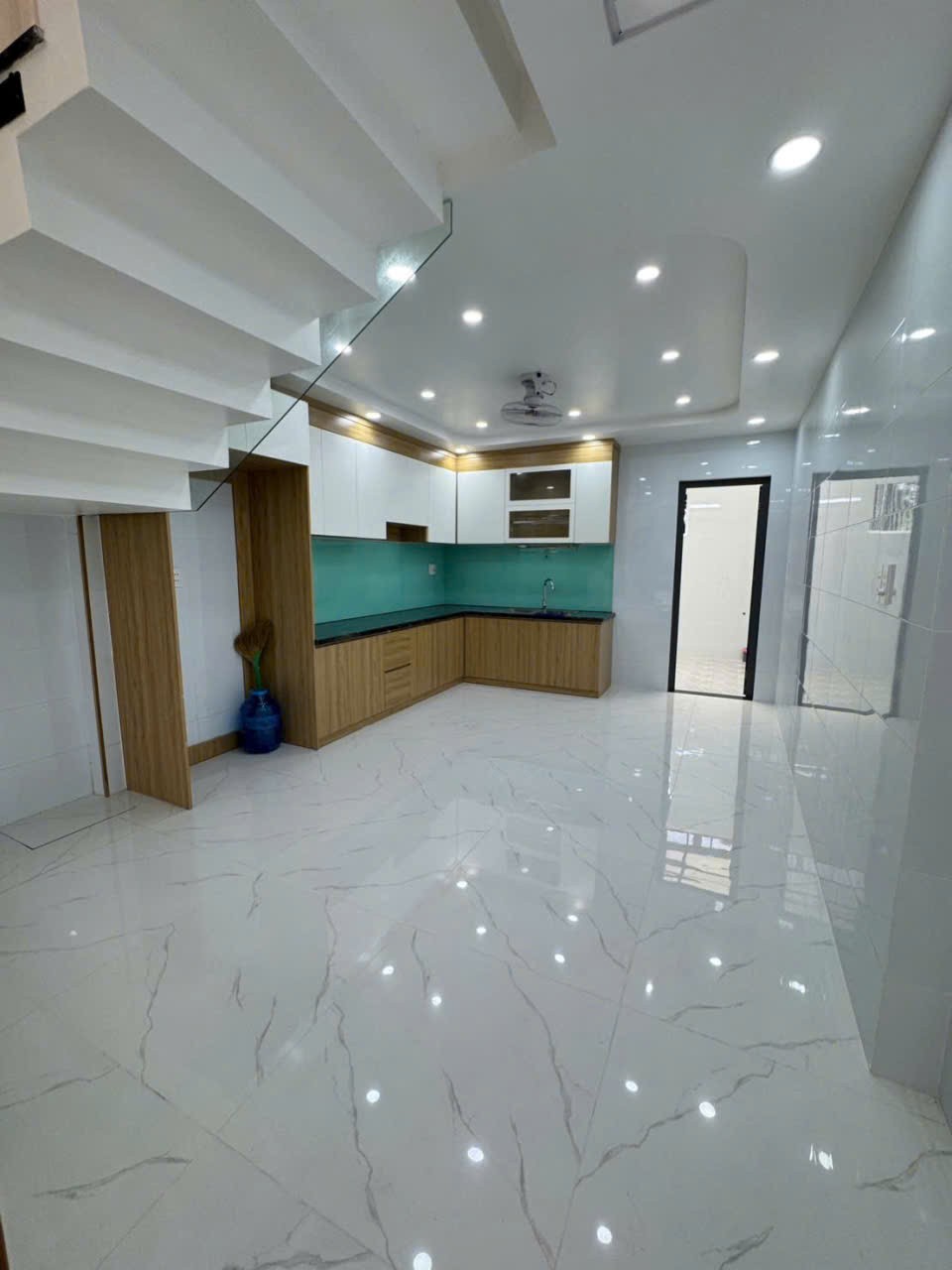 Bán nhà khu đồng bộ 85 Bình Thành , BHH B dt 54.4m2 2 lầu 4pn 3wc giá 6,25 tỷ 2