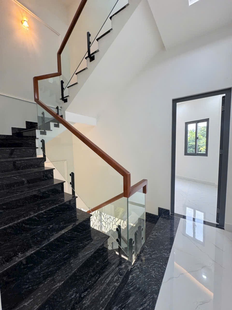 Bán nhà khu đồng bộ 85 Bình Thành , BHH B dt 54.4m2 2 lầu 4pn 3wc giá 6,25 tỷ 5