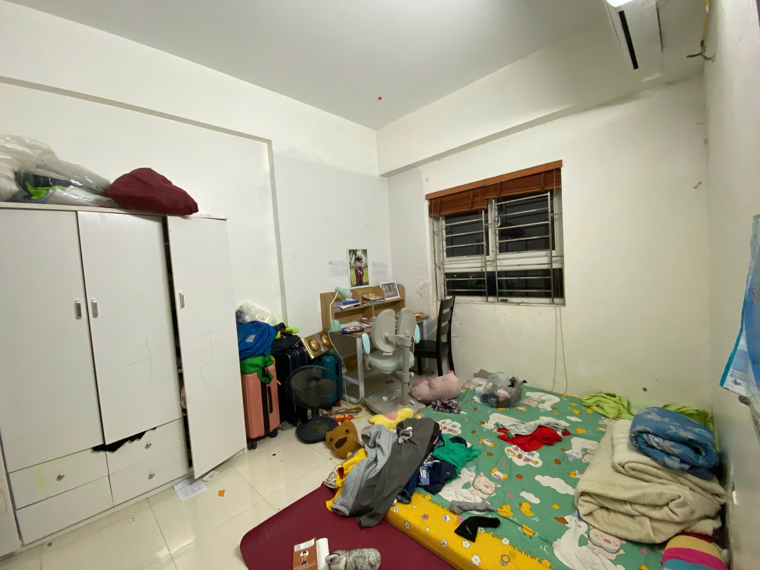 Bán căn hộ 2 ngủ nguyên bản, ban công view hồ cực đẹp tại chung cư Thanh Hà 5