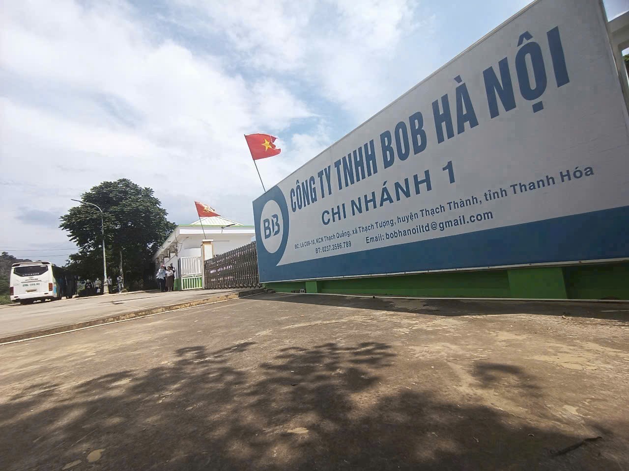 Cần bán gấp 2 lô đất canh KCN Thạch Quảng giá chỉ 200tr/lô 3