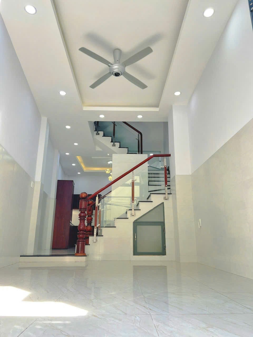 Nhà đẹp 4 tầng- HẺM 119 Tân Mỹ-TTT Quận 7 dt 40m, giá 7,2 tỷ 2