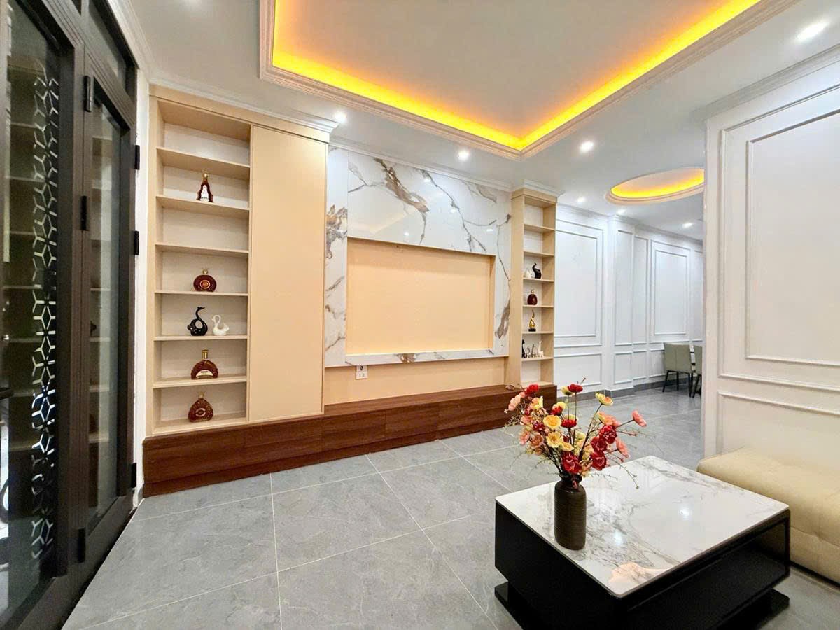 Cần bán Nhà mặt tiền đường Vương Thừa Vũ, Phường Khương Trung, Diện tích 44m², Giá 13.8 Tỷ 3