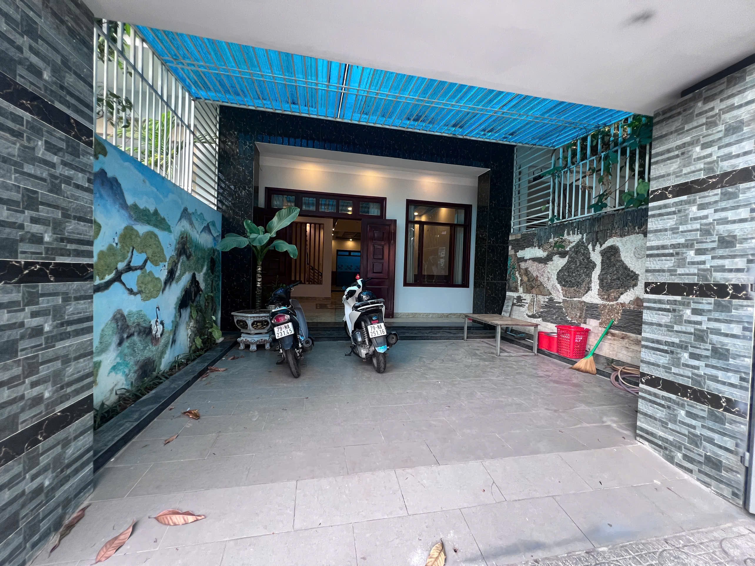 BÁN NHÀ 3 TẦNG KINH DOANH NGAY GIỮA KHU VĨNH ĐIỀM TRUNG SẦM UẤT. 2