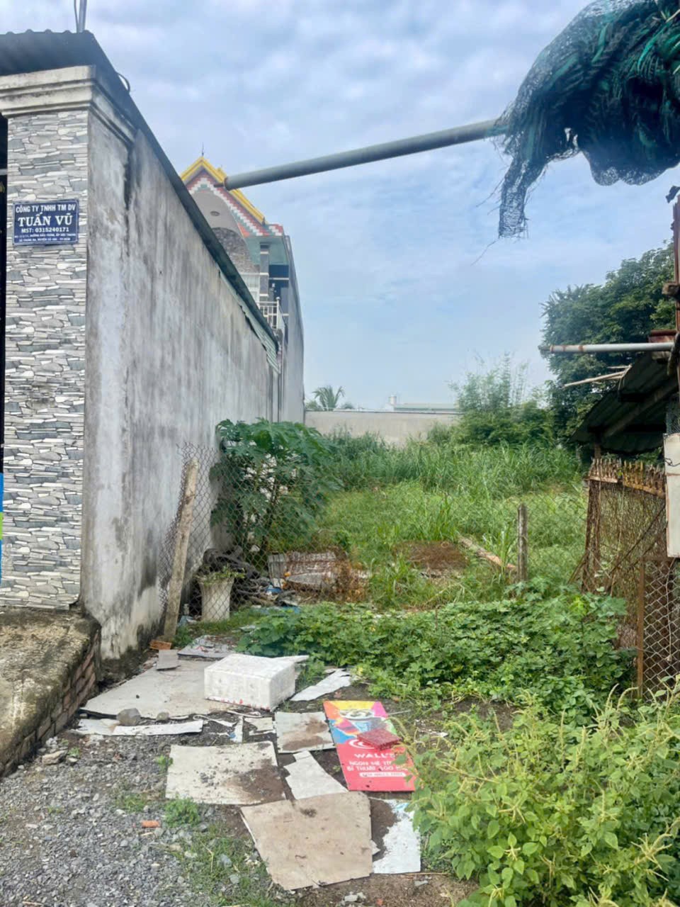 Bán đất thổ cư 1/đường Hu go , xã Trung An dt 180m2 giá 2,5 tỷ 2