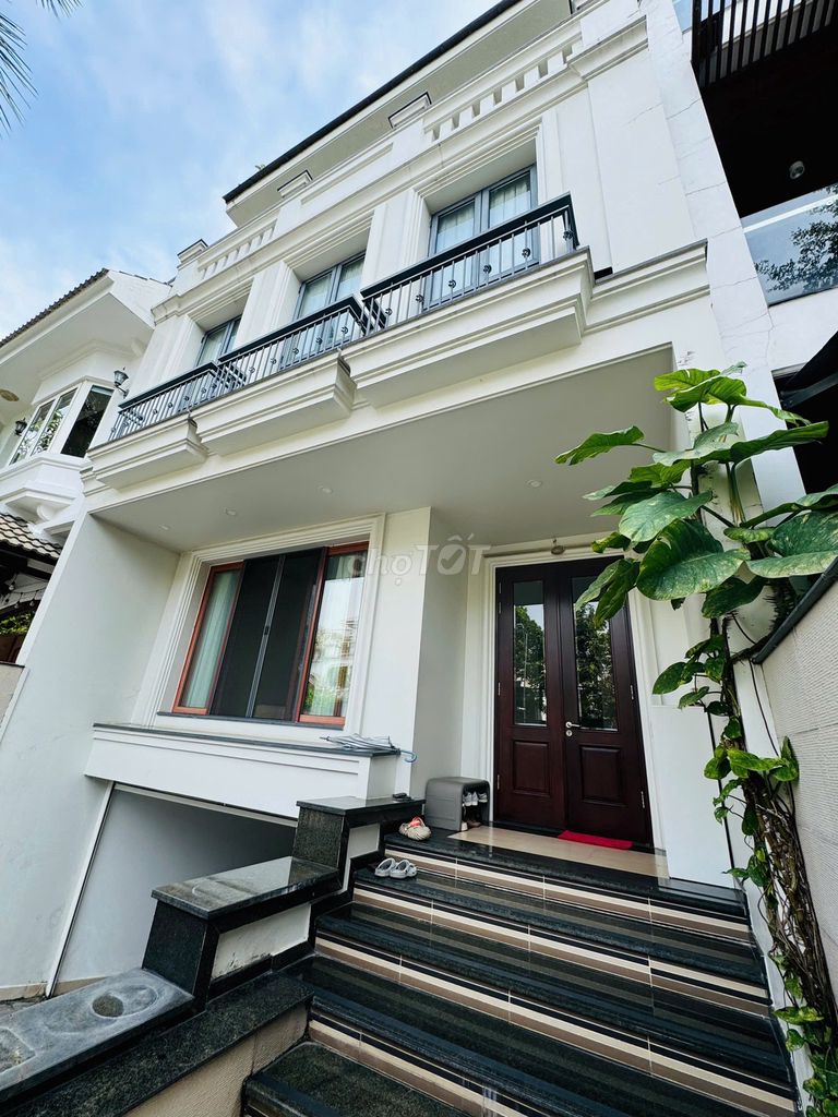 Cho thuê Biệt thự Phường Phú Mỹ, Quận 7, Diện tích 144m², Giá 70 Triệu/tháng