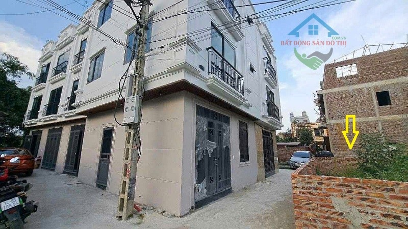 Bán đất Thôn Chợ Bình Minh Thanh Oai, 42m2 vuông vắn, ô tô đỗ gần, Khu đông dân cư
