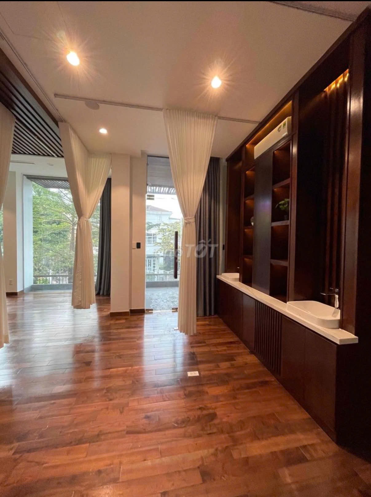 Cho thuê Nhà mặt tiền Phường Phú Mỹ, Quận 7, Diện tích 126m², Giá 50 Triệu/tháng 2