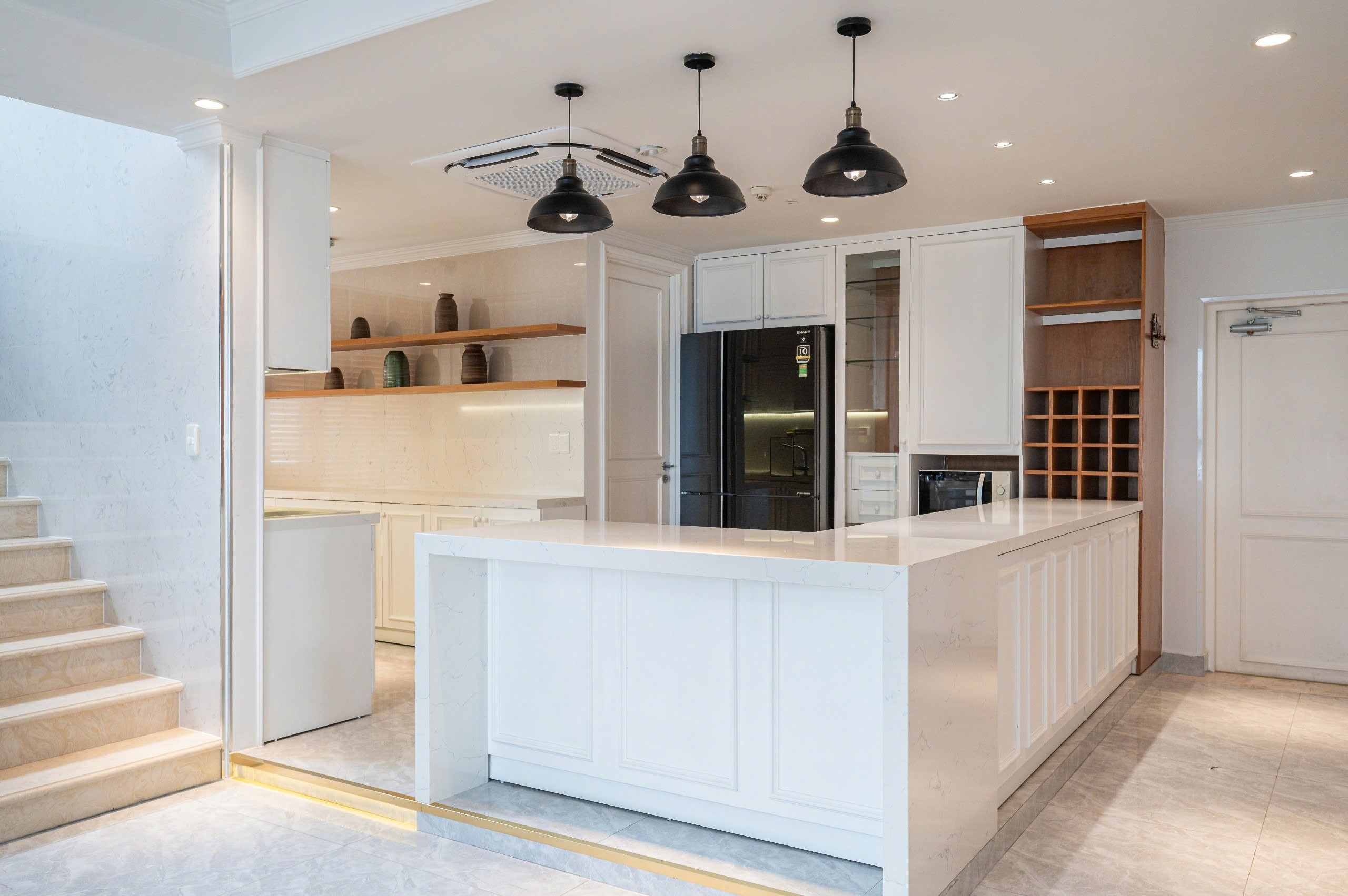 Cho thuê Căn hộ chung cư Phường An Phú, Quận 2, Diện tích 250m², Giá 150 Triệu/tháng