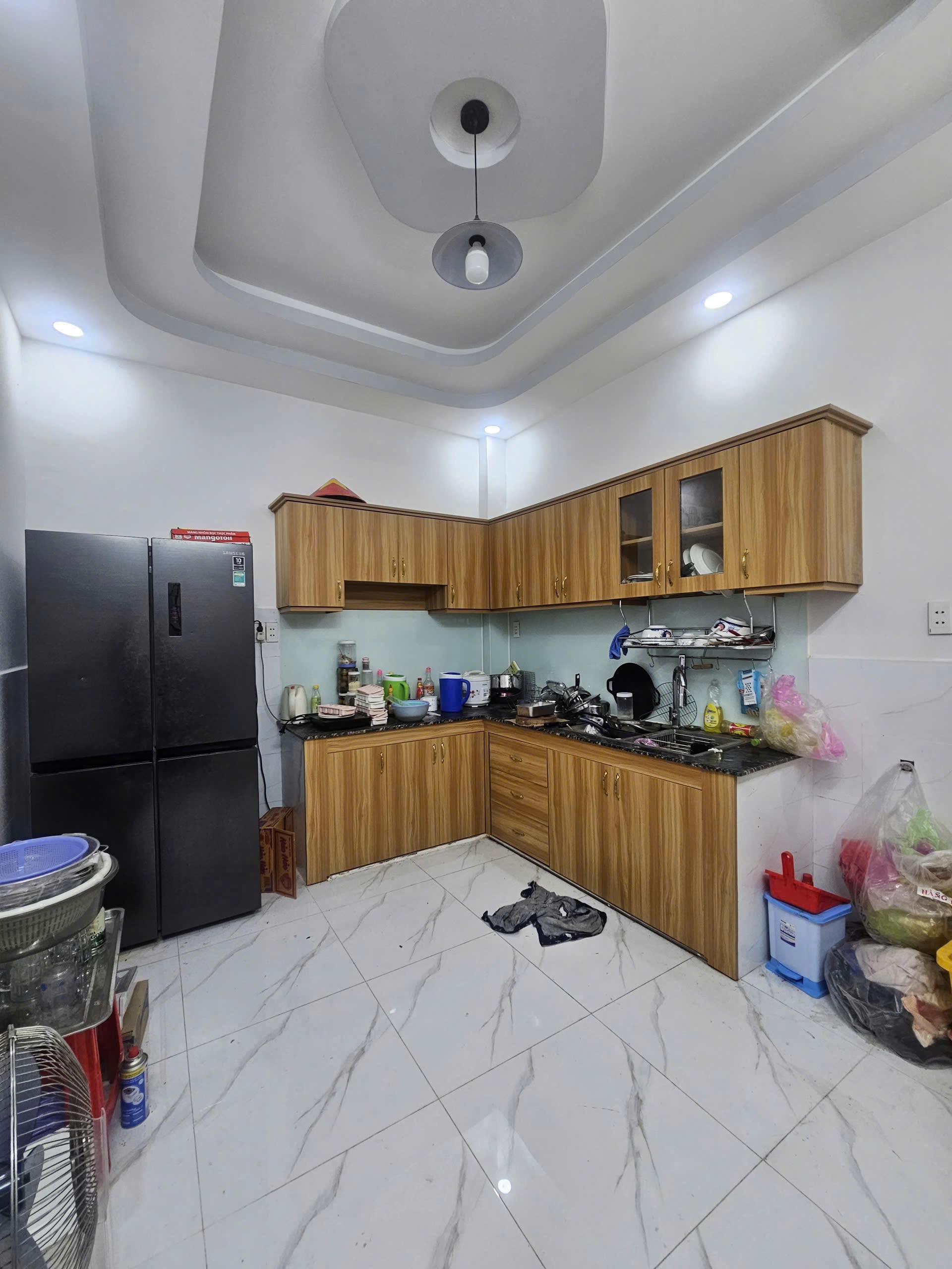 KẾ CHỢ TÂN HƯƠNG - HẺM 5M - 33m2 (4.1x8) - 2 TẦNG BTCT - GIÁ 4.2 TỶ 2