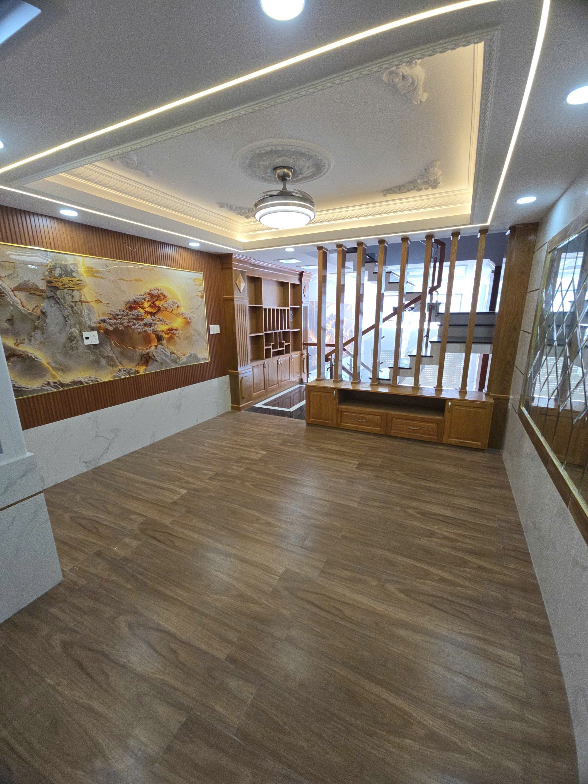 SIÊU PHẨM 5 TẦNG DTSD 275M2 LÊ VĂN QUỚI - HẺM XE HƠI 8M - GIÁ 8.7 TỶ 8