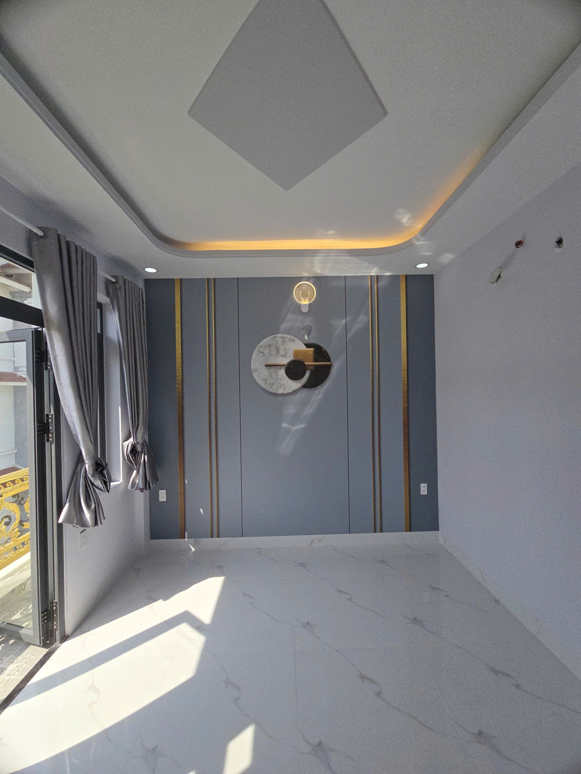 SIÊU PHẨM 5 TẦNG DTSD 275M2 LÊ VĂN QUỚI - HẺM XE HƠI 8M - GIÁ 8.7 TỶ 15