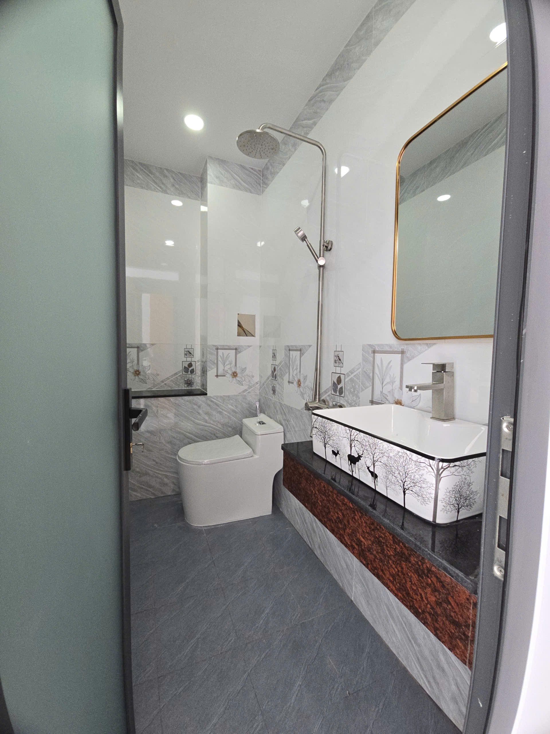 SIÊU PHẨM 5 TẦNG DTSD 275M2 LÊ VĂN QUỚI - HẺM XE HƠI 8M - GIÁ 8.7 TỶ 16