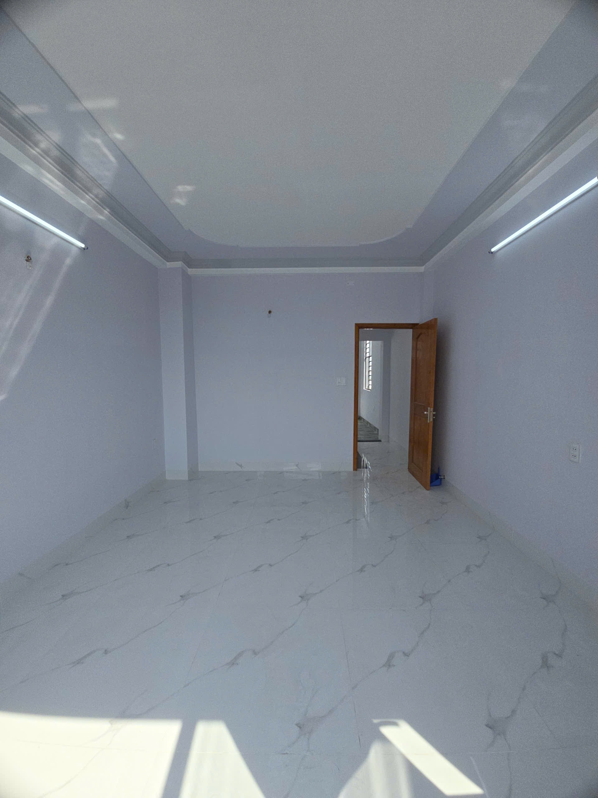 SIÊU PHẨM 5 TẦNG DTSD 275M2 LÊ VĂN QUỚI - HẺM XE HƠI 8M - GIÁ 8.7 TỶ 17