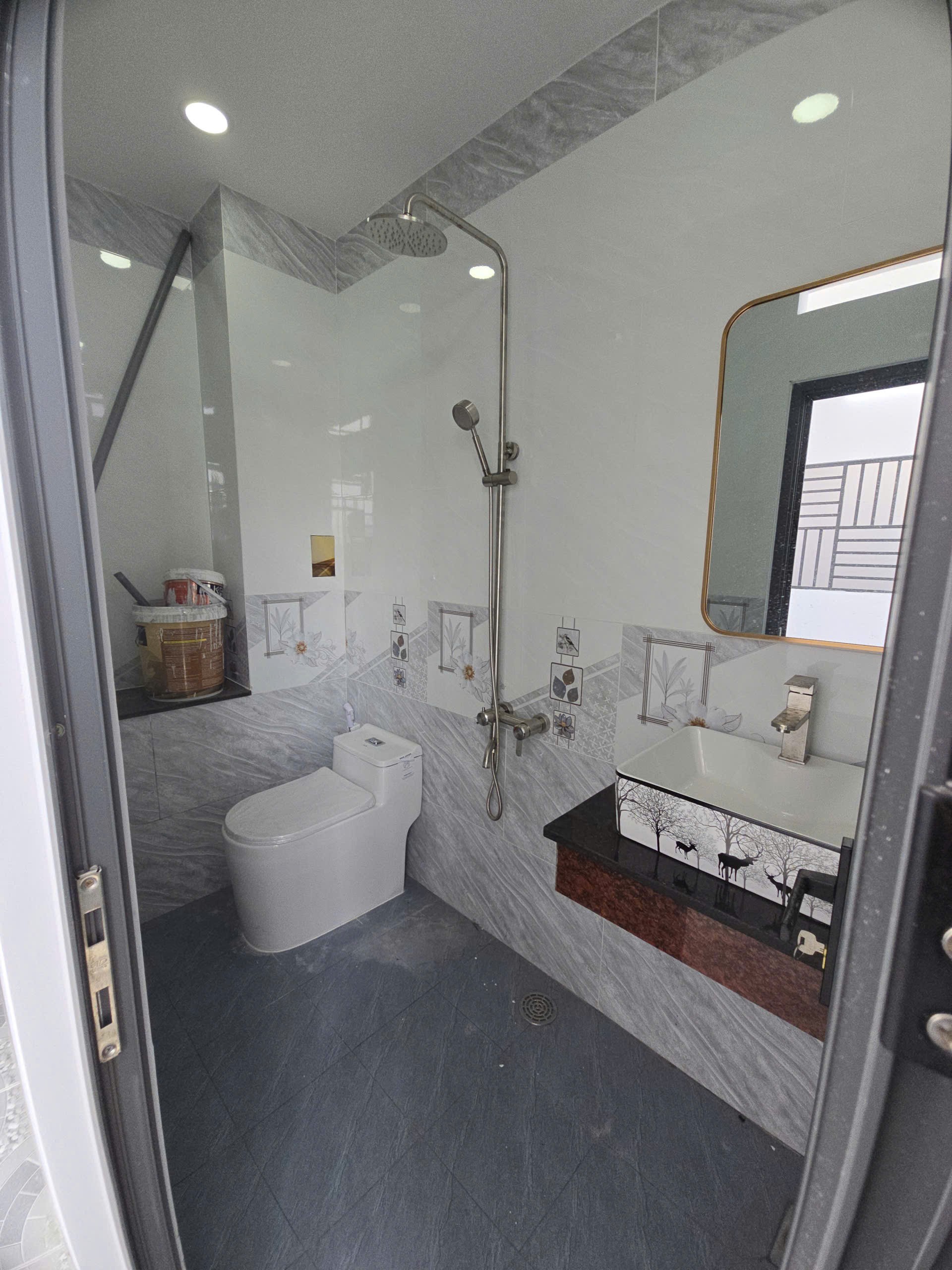 SIÊU PHẨM 5 TẦNG DTSD 275M2 LÊ VĂN QUỚI - HẺM XE HƠI 8M - GIÁ 8.7 TỶ 20