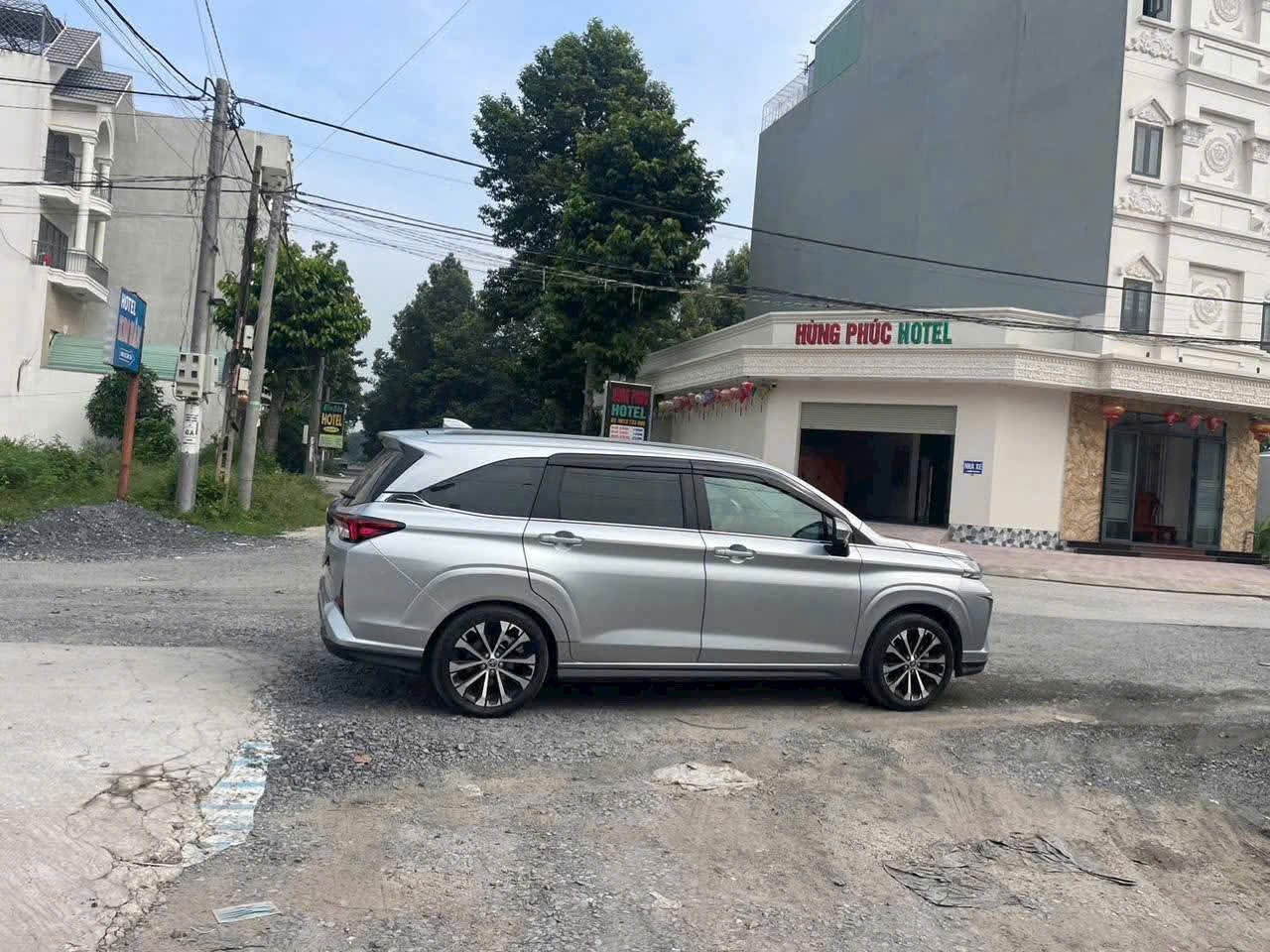 Bán nền thổ cư đường số 10, khu dân cư 135, thị trấn Bến Lức dt 132m2 giá 3,3 tỷ 2