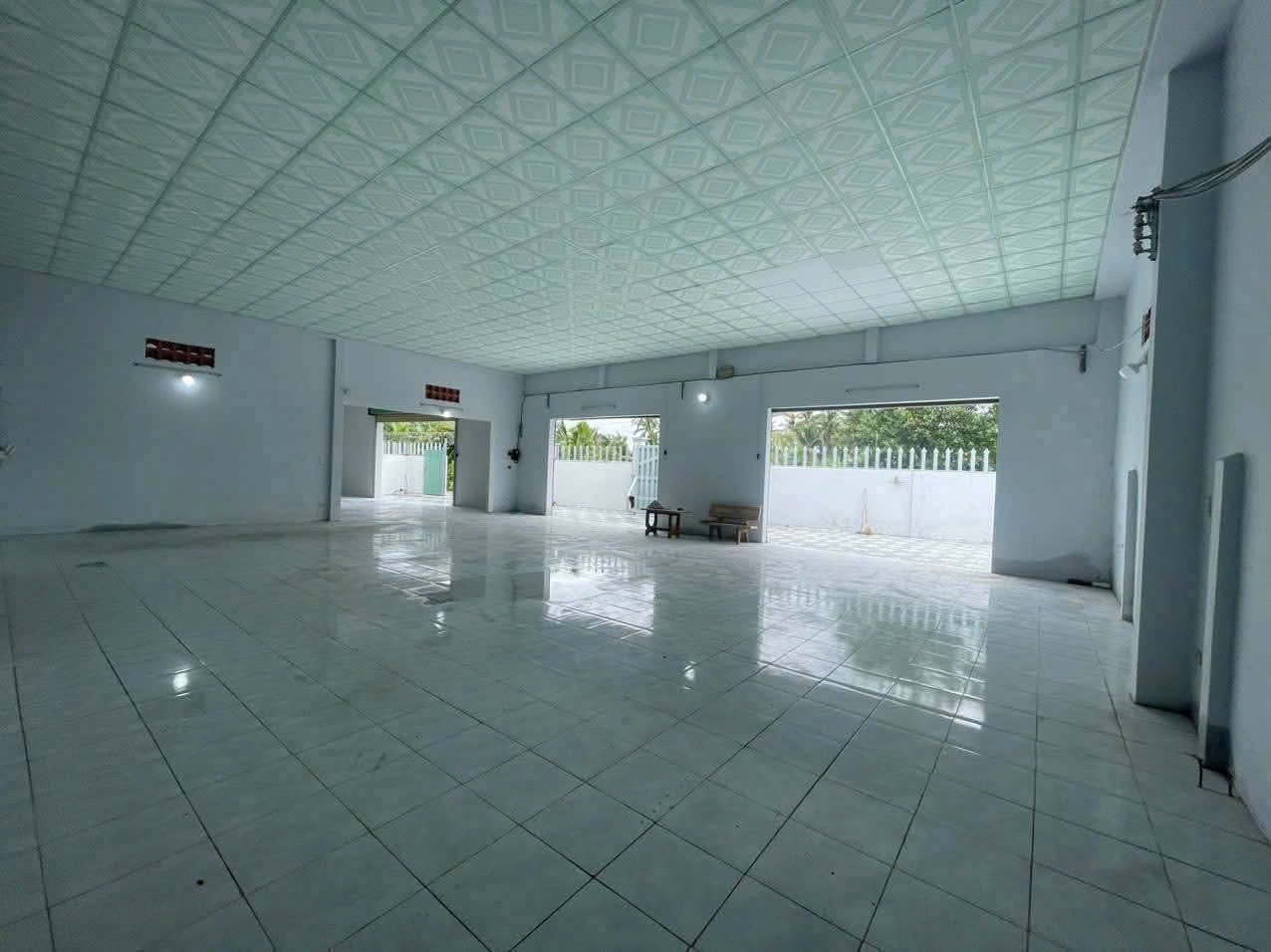 Bán 3 nhà xưởng nhỏ liền kề xã An Thạnh , Bến Lức tdt 850m2 ( có 300m2 thổ) giá 6,5 tỷ 4