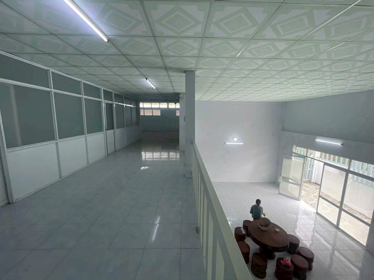 Bán 3 nhà xưởng nhỏ liền kề xã An Thạnh , Bến Lức tdt 850m2 ( có 300m2 thổ) giá 6,5 tỷ 8