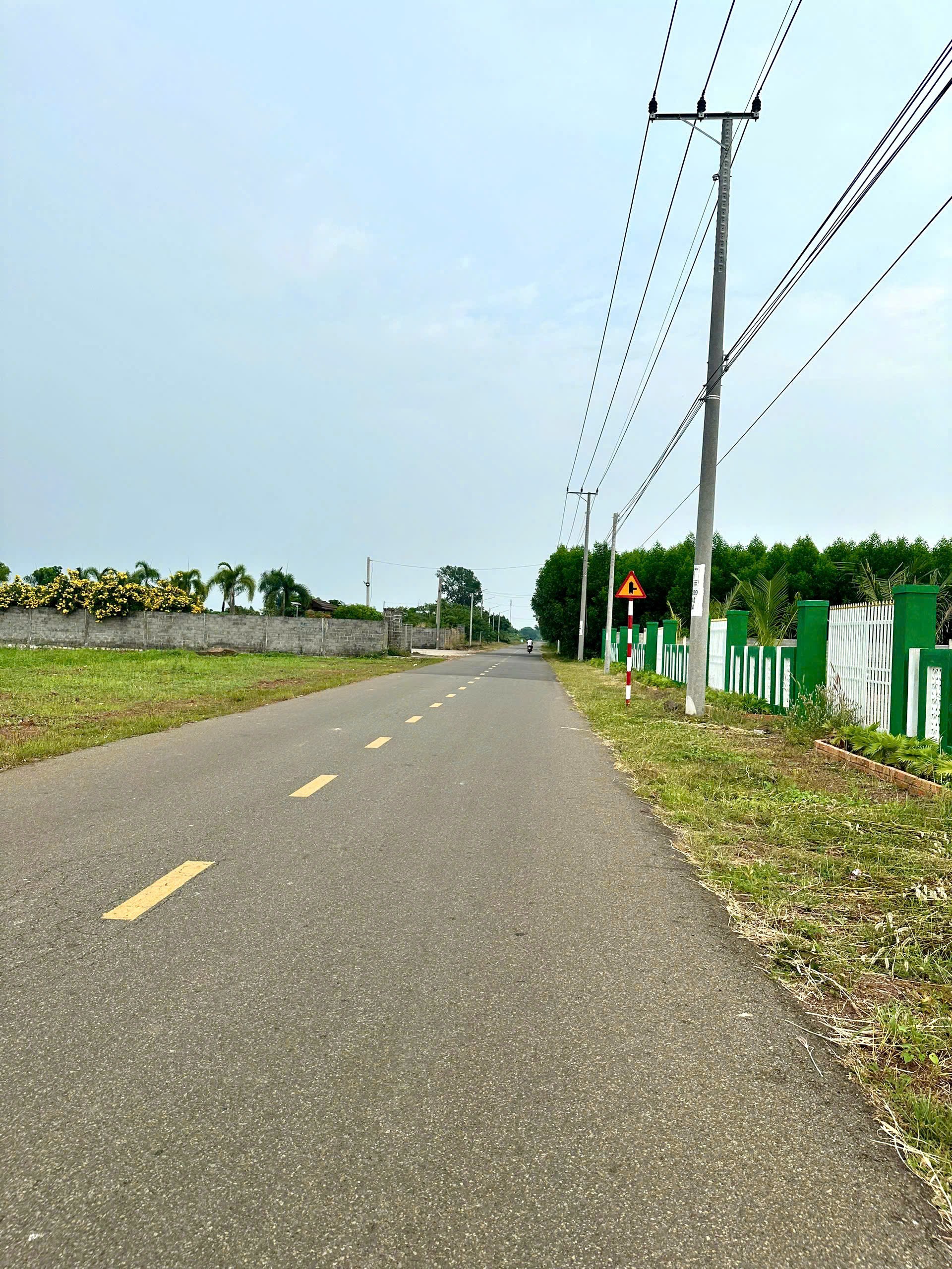 Bán gấp 2 lô liền kề 950tr ở Đất Đỏ - Bà Rịa Vũng Tàu, gần biển Phước Hải 6