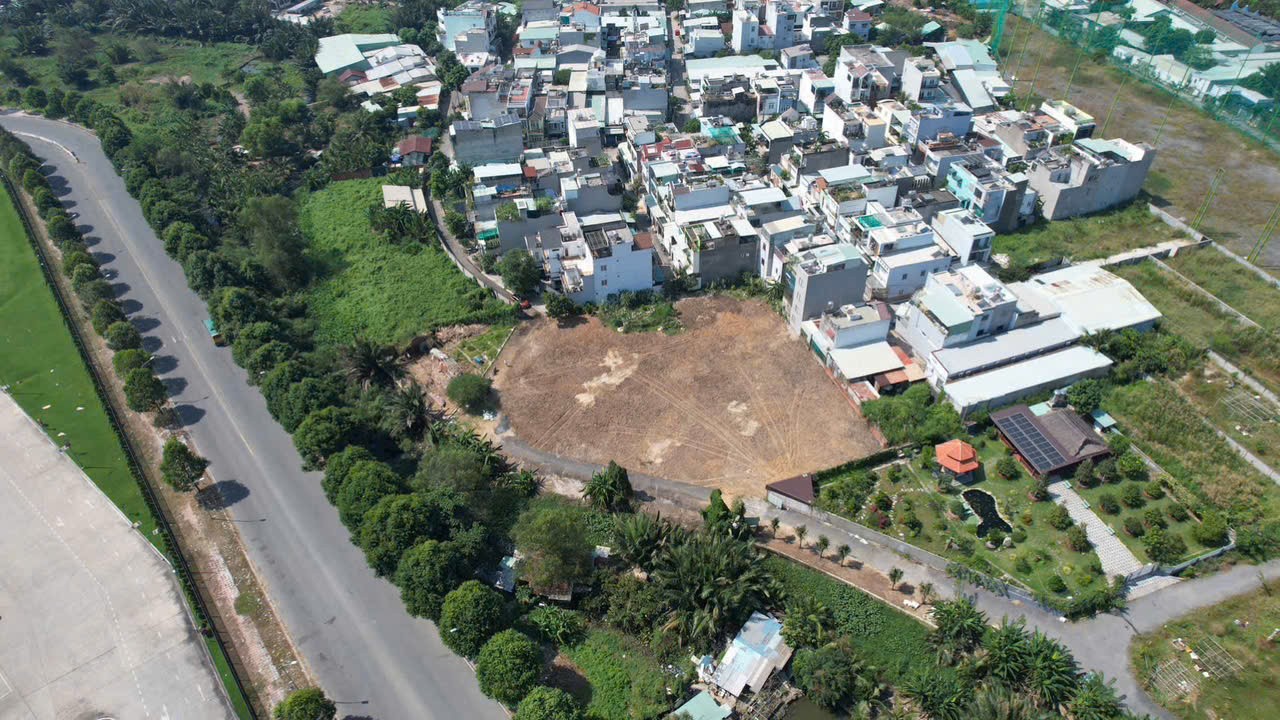 Cần bán Đất Phường Tăng Nhơn Phú B, Quận 9, Diện tích 3000m², Giá 18 Triệu/m²