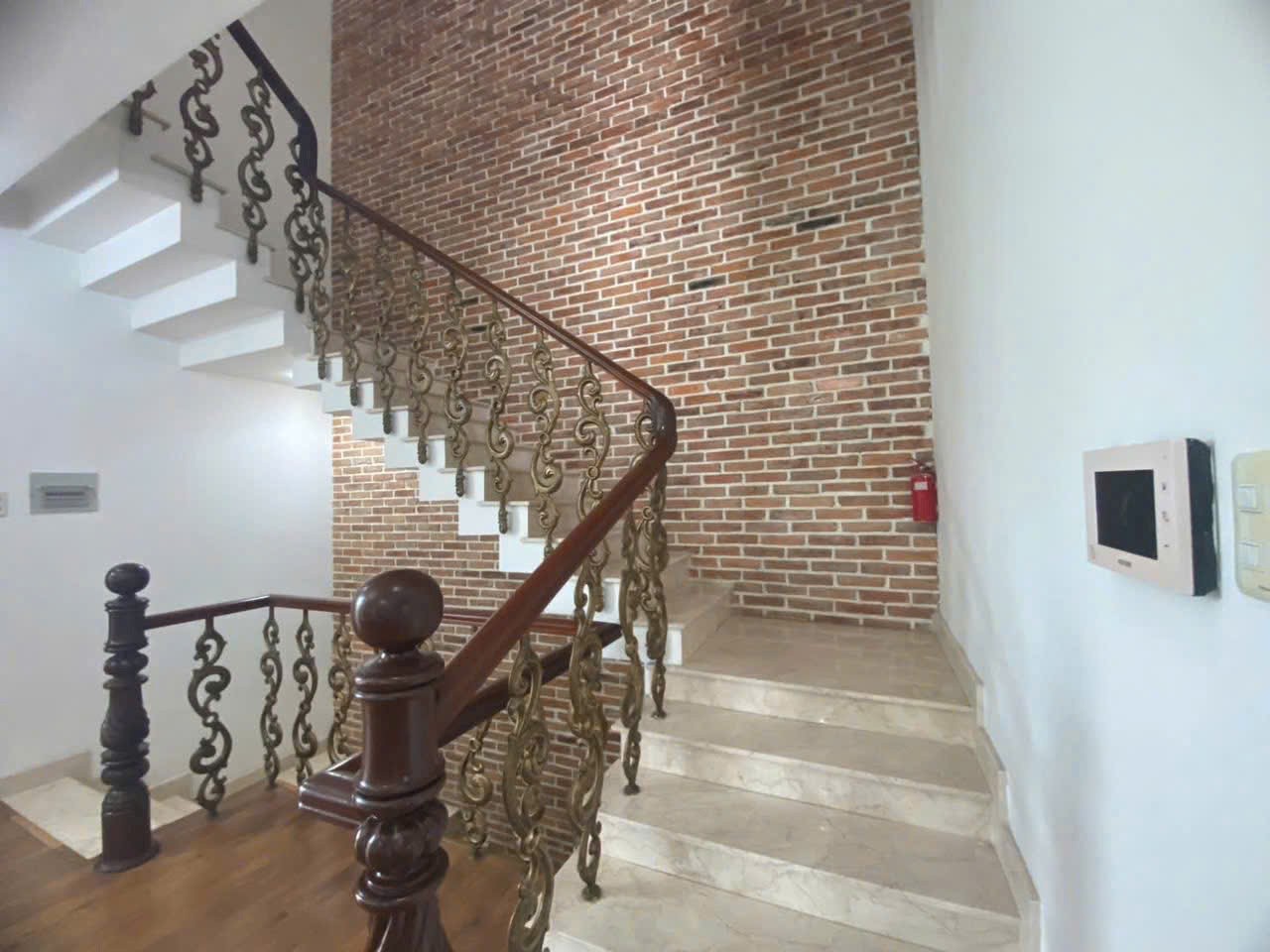 Cần bán Biệt thự Phường Phước Long B, Quận 9, Diện tích 240m², Giá 21.5 Tỷ 3