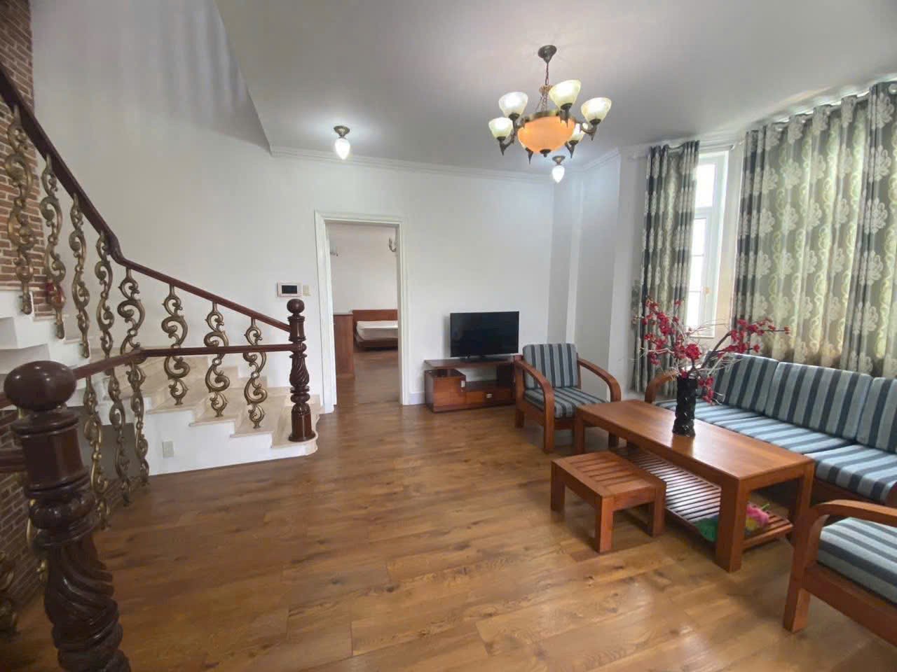 Cần bán Biệt thự Phường Phước Long B, Quận 9, Diện tích 240m², Giá 21.5 Tỷ 2