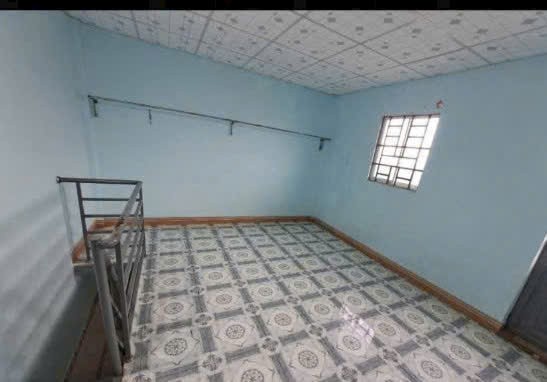 Bán nhà cấp 4 + dãy trọ 5 phòng  xã Long Định tdt 200m2  đang cho thu nhập , giá 2,7 tỷ 3