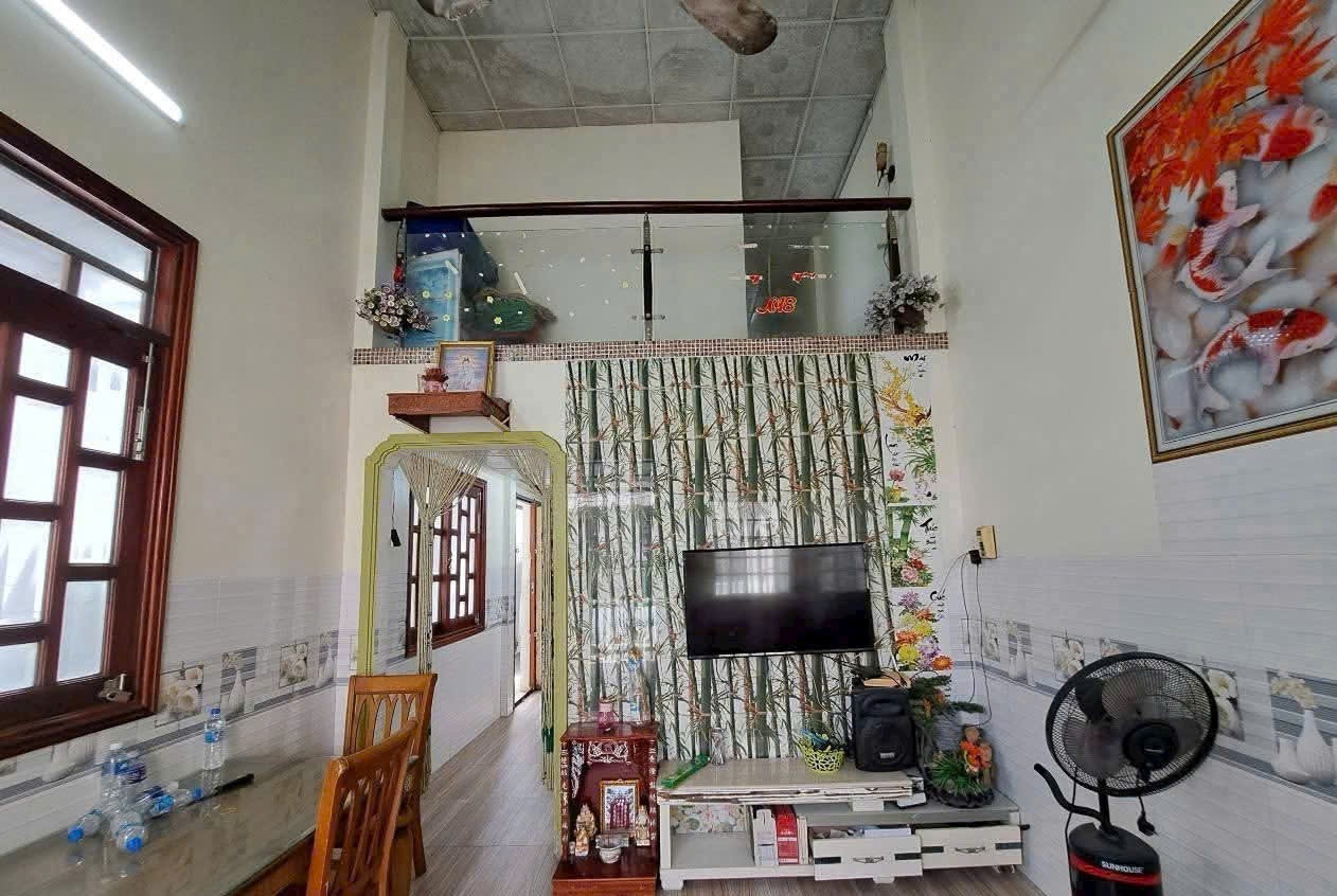 Bán nhà cấp 4 + dãy trọ 5 phòng  xã Long Định tdt 200m2  đang cho thu nhập , giá 2,7 tỷ 6