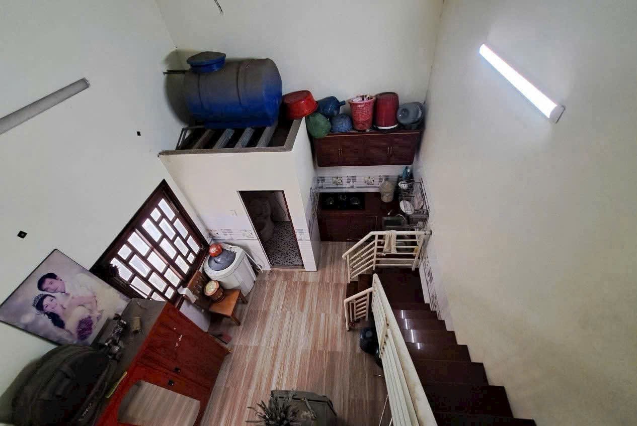 Bán nhà cấp 4 + dãy trọ 5 phòng  xã Long Định tdt 200m2  đang cho thu nhập , giá 2,7 tỷ 12