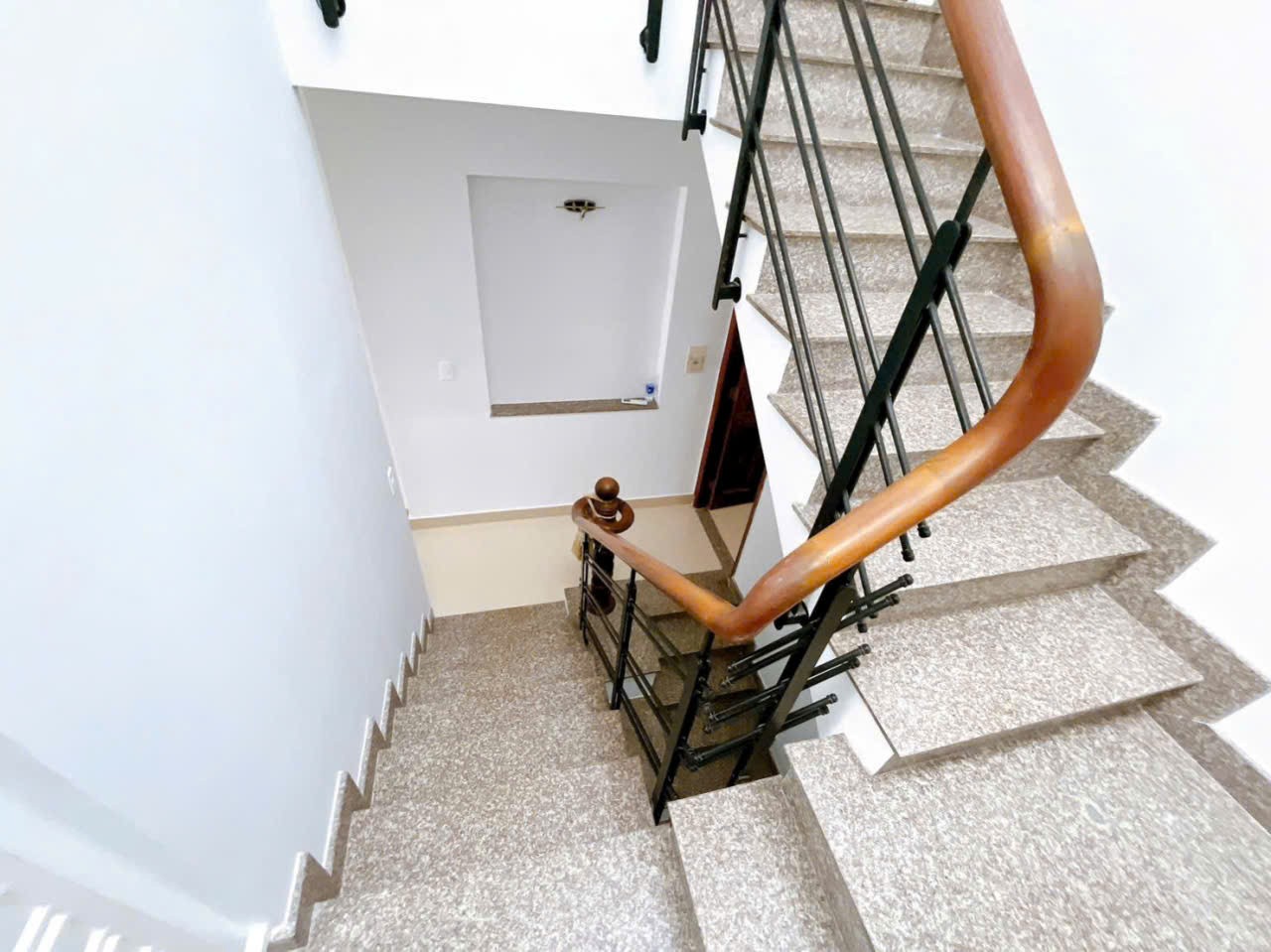 Bán nhà mặt tiền đường Lê Sao, p Phú Thạnh dt 72m2 1 lầu, 4pn, 3wc giá 12 tỷ 5