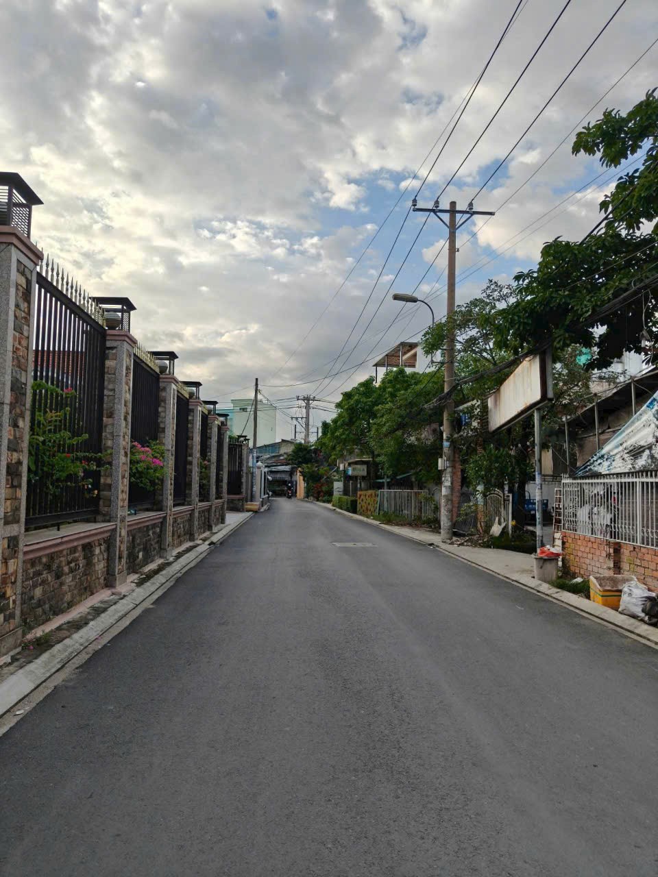 ĐẤT (6x43) MẶT TIỀN ĐÔNG HƯNG THUẬN – NGÃ TƯ TÔ KÝ - NGUYỄN VĂN QUÁ 3