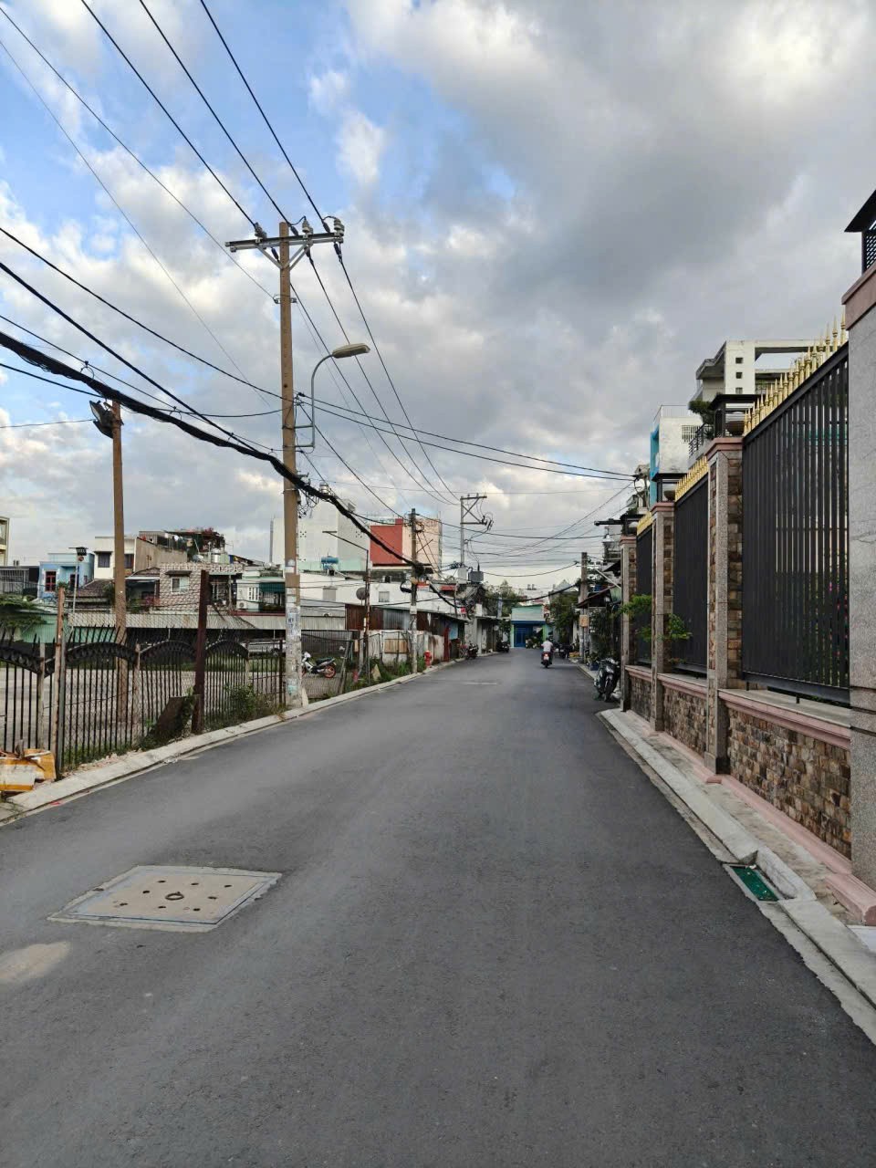 ĐẤT (6x43) MẶT TIỀN ĐÔNG HƯNG THUẬN – NGÃ TƯ TÔ KÝ - NGUYỄN VĂN QUÁ 4