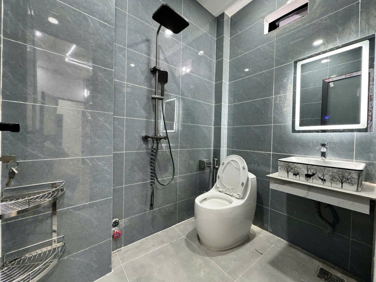 Bán nhà mới xây gần KCN Cầu Tràm 2 lầu , 4pn, 5wc, sân thượng trước sau giá 4,39 tỷ 6