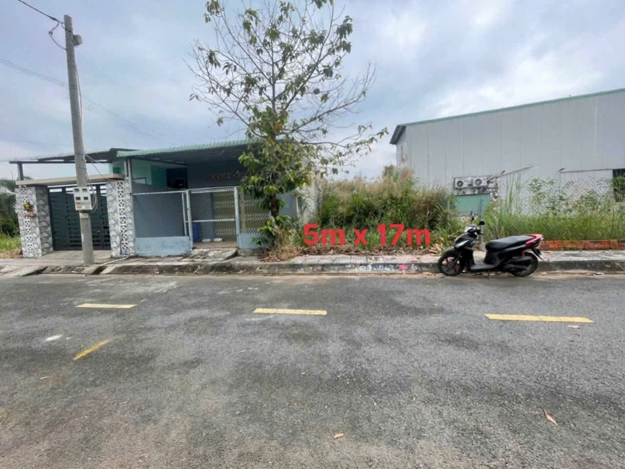 Bán nền thổ cư KDC ELA Thắng Lợi, xã Long Định , Cần Đước dt 85m2 giá 1,35 tỷ