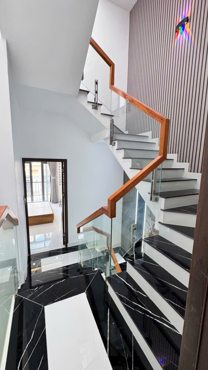 2 Siêu phẩm nhà mới xây hẻm Liên Khu 4-5, BHH B dt 60m2 , 3 lầu , 4pn ,5wc giá 6 tỷ 999tr 11