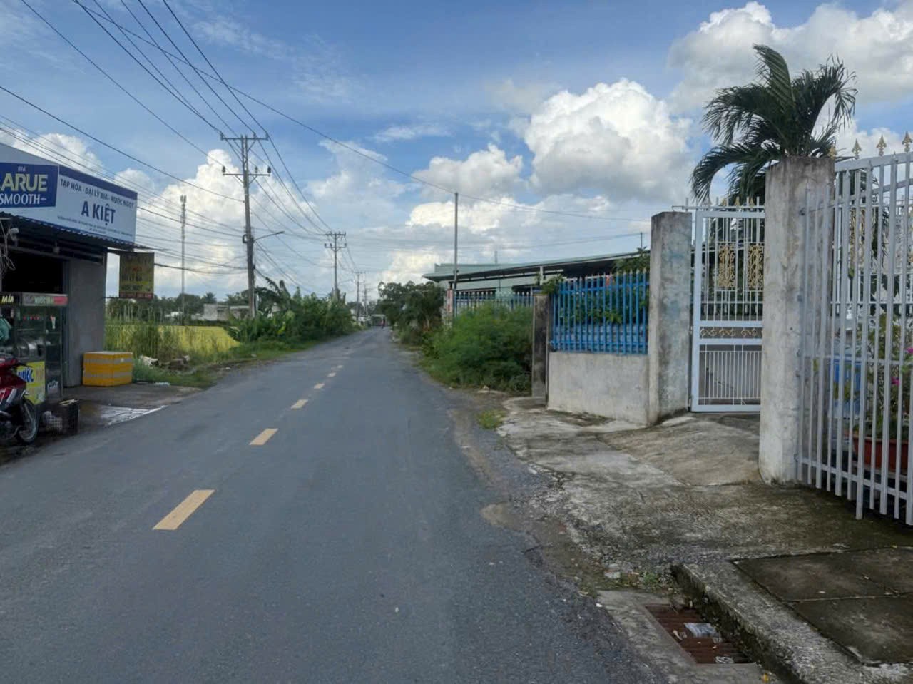 Bán đất thổ vườn xã Mỹ Yên, Bến Lức tdt 200m2 ( có 720m2 thổ cư ) giá 7 tỷ 4