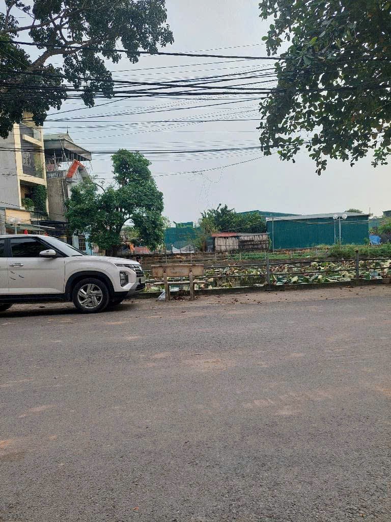 ĐẤT ĐẠI  ÁNG -VỊ TRÍ ĐẸP NHẤT LÀNG ĐẠI ÁNG - Ô TÔ TRÁNH - KINH DOANH ĐA DẠNG - MẶT TIỀN RỘNG