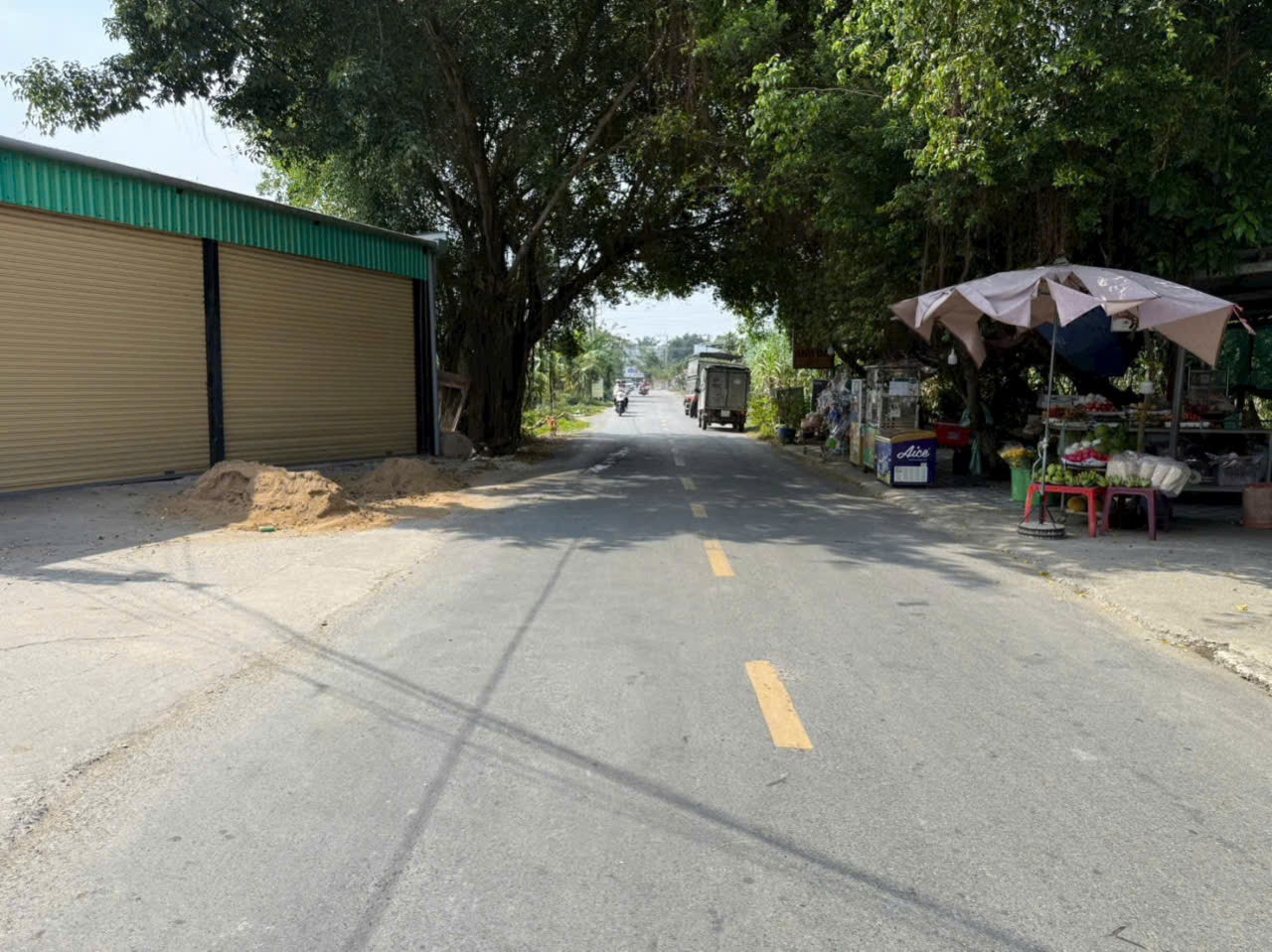 Bán nền thổ cư 2 mặt tiền xã An Thạnh, Bến Lức dt 200m2 giá 1,4 tỷ 2