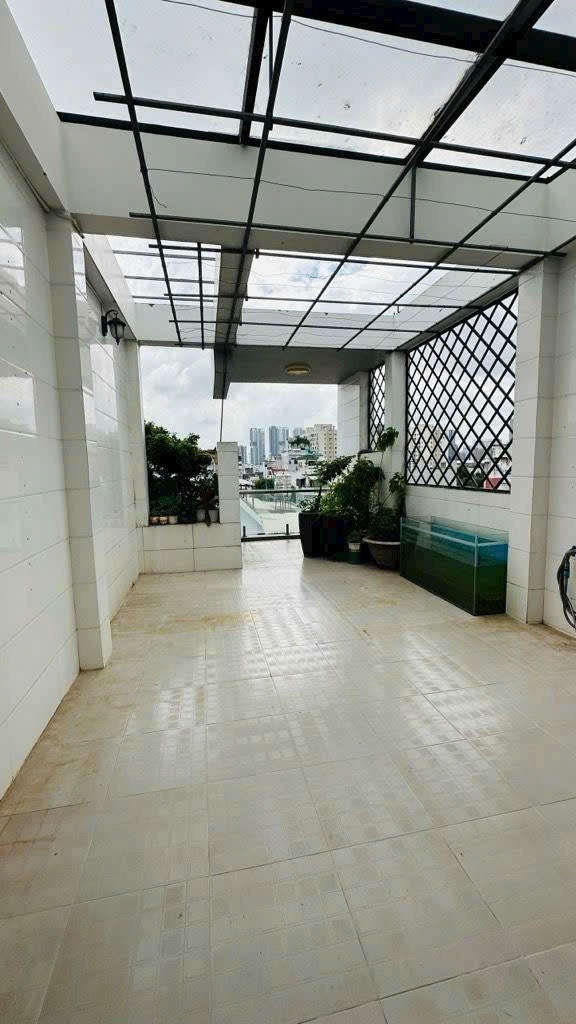 Bán nhà Quận 7 đường số 1 P. Tân Phú dt 4x20m,3 lầu,hướng tây giá 15 tỷ 3