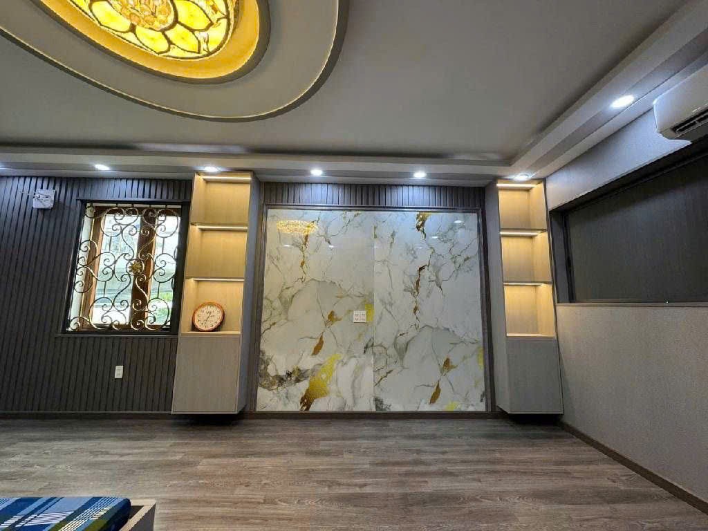 Góc 2MT Gò Vấp 50m2 5 tầng mới 9 tỷ gần sông Vàm Thuật 6PN 7WC FULL NT 5