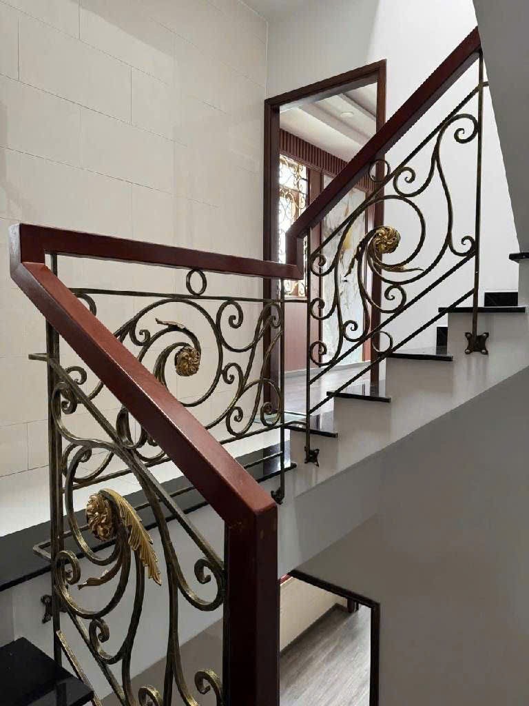 Góc 2MT Gò Vấp 50m2 5 tầng mới 9 tỷ gần sông Vàm Thuật 6PN 7WC FULL NT 6