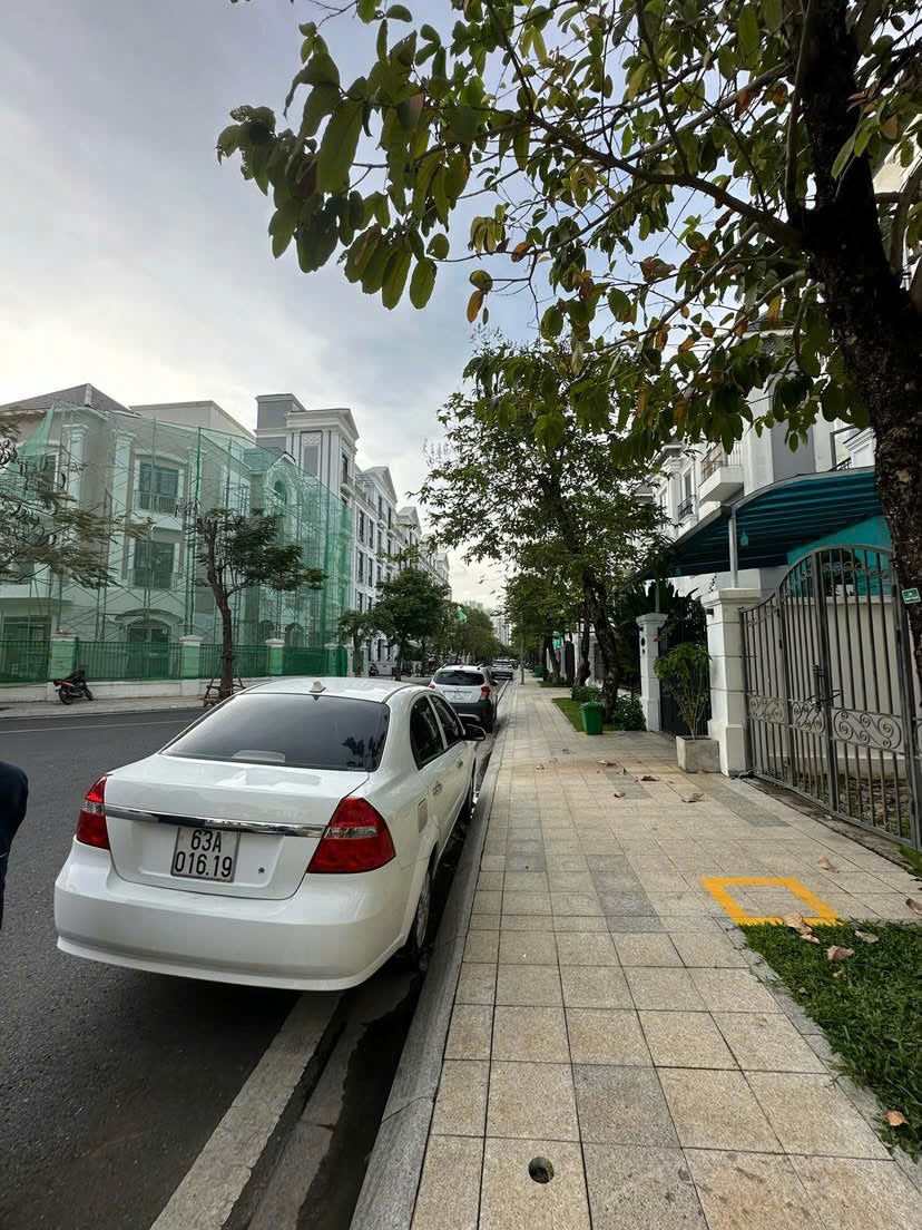 Cần bán Nhà mặt tiền Quận 9, Hồ Chí Minh, Diện tích 288m², Giá 30 Tỷ 2